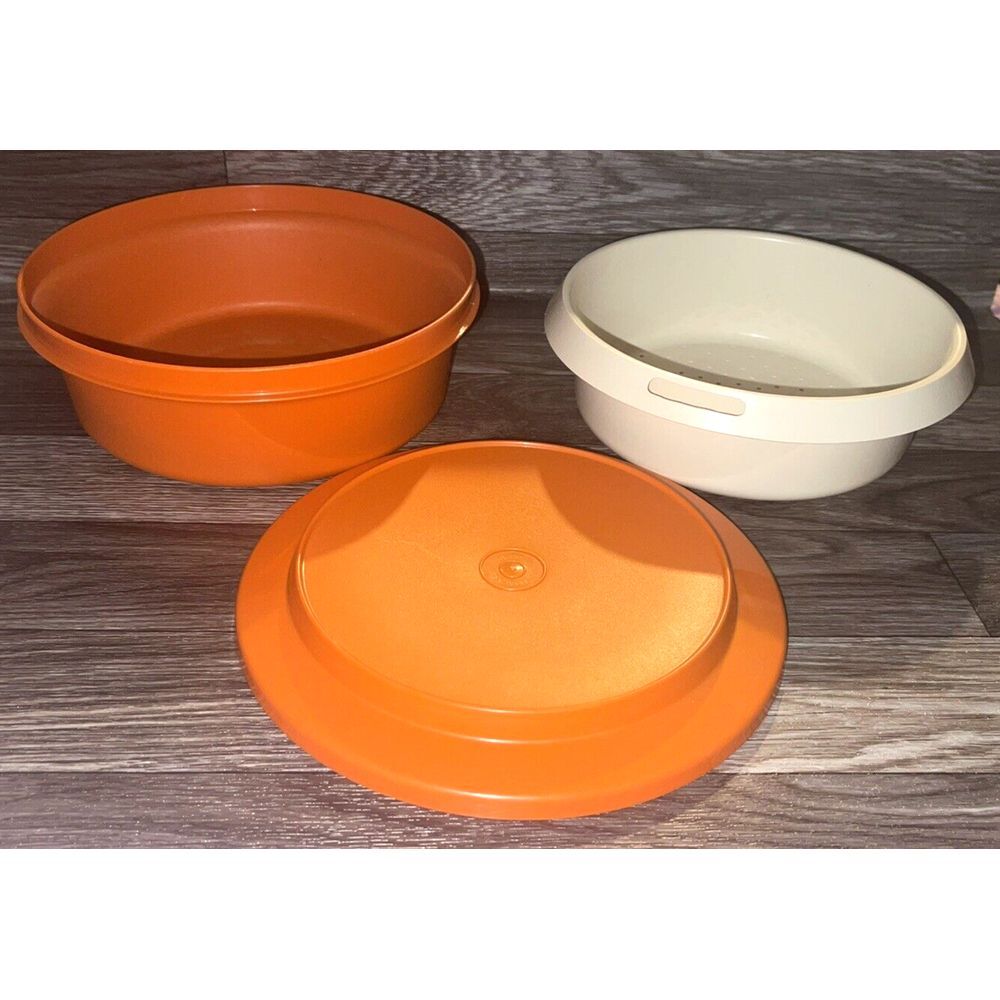 ORANGE TUPPERWARE STORE SEAL HEAT & SERVE WITH STEAMER INSERT & SEAL Vintage
